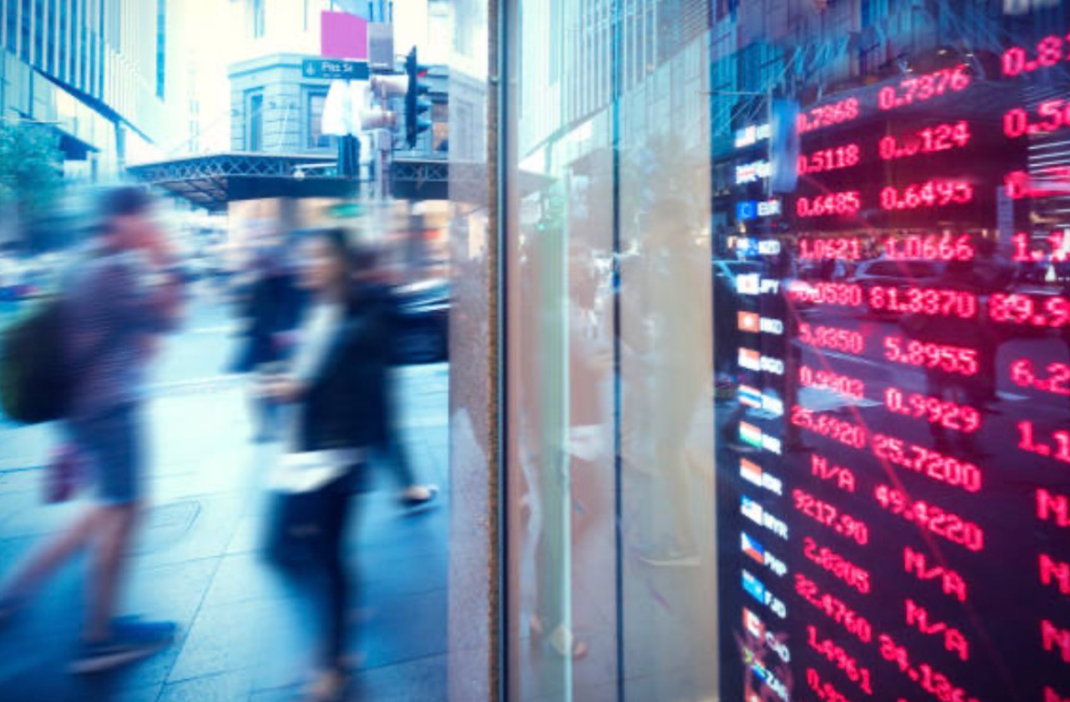 Marché global : l’économie mondiale s’essouffle, les vents contraires se multiplient